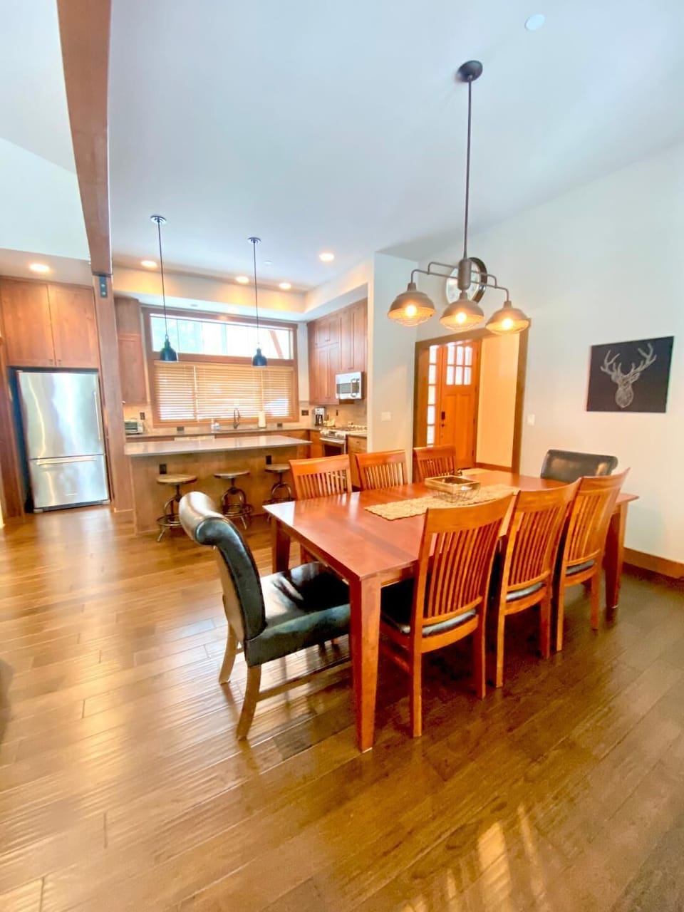 Dining area seats 8