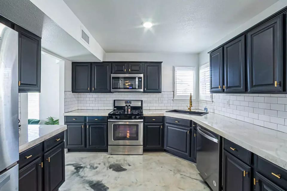 The Kitchen - Casual Fresh Dining.