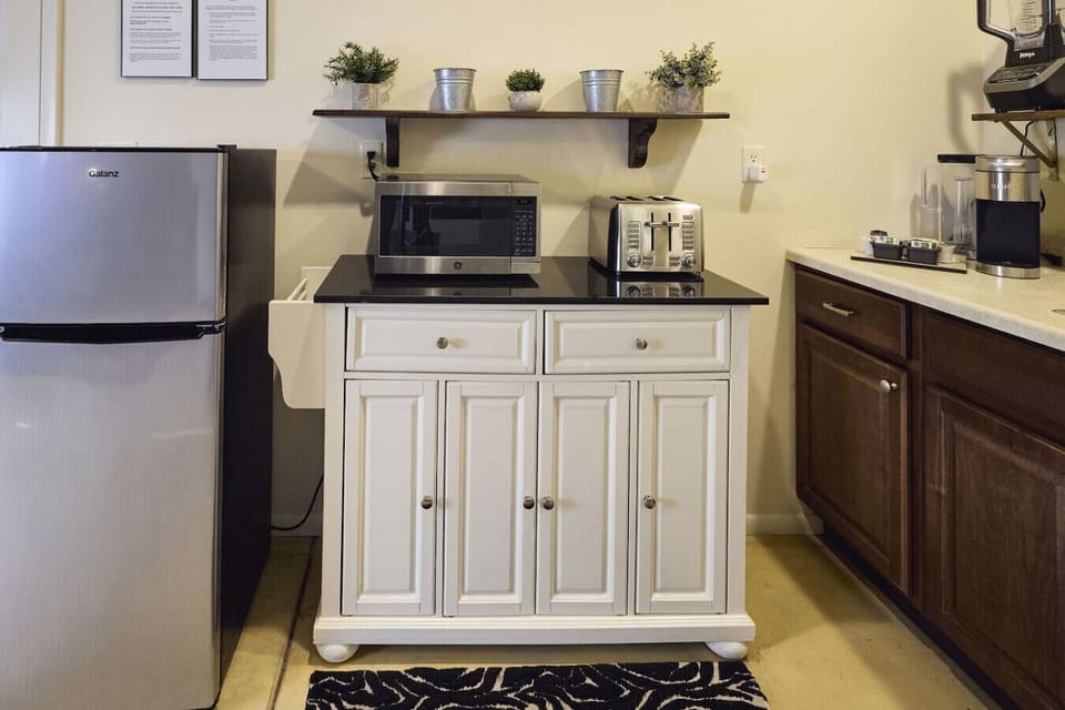 Mini Kitchen