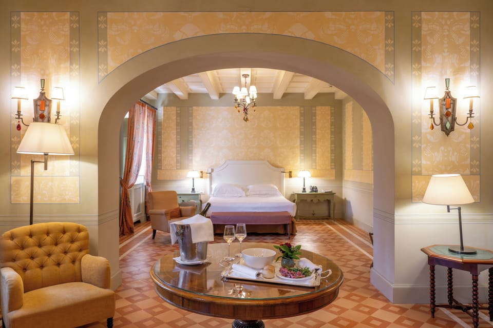 Superior Studio Suite | Down comforters, minibar, in-room safe, desk