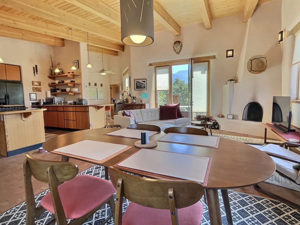 Modern Dining Table and Seating in the Open Concept Living Space