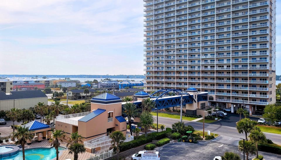Crystal Tower 1105. 2 Bedroom 2 Bathroom. Unit Sleeps 8. Managed by Island Rentals