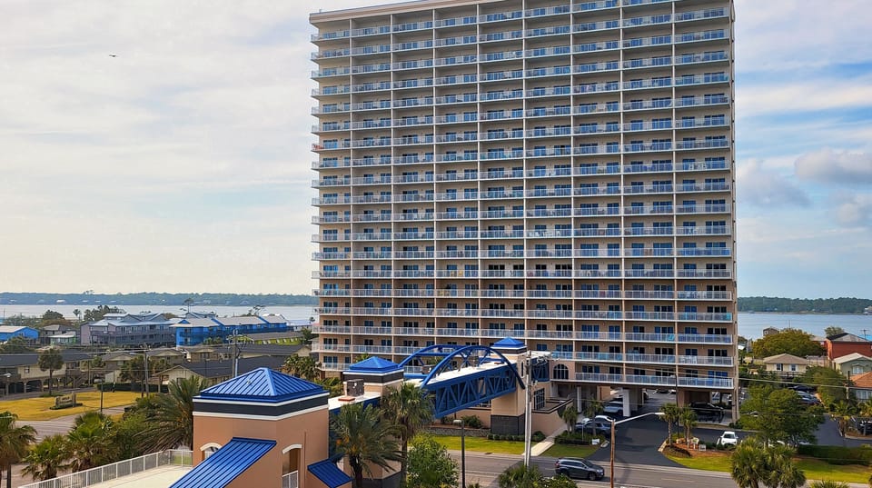 Crystal Tower 1105. 2 Bedroom 2 Bathroom. Unit Sleeps 8. Managed by Island Rentals