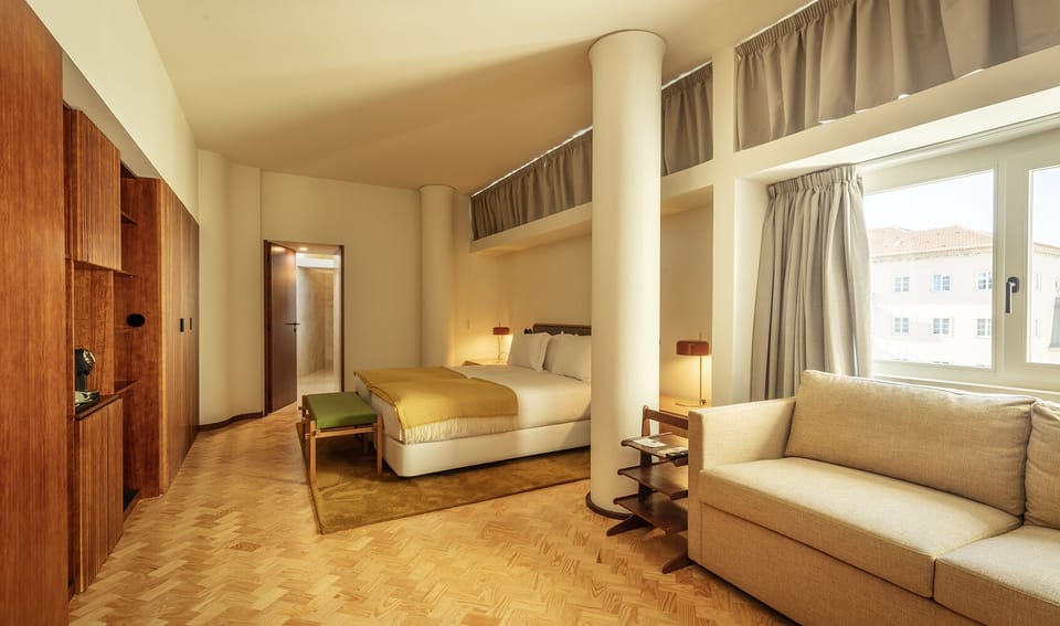 Deluxe Suite | Select Comfort beds, minibar, in-room safe, individually decorated