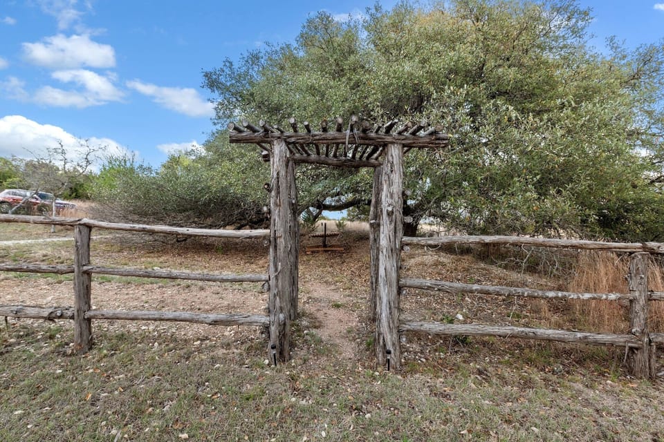 Cabin, 2 Bedrooms | Property grounds