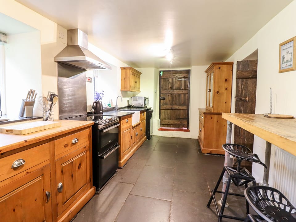 Cottage | Interior