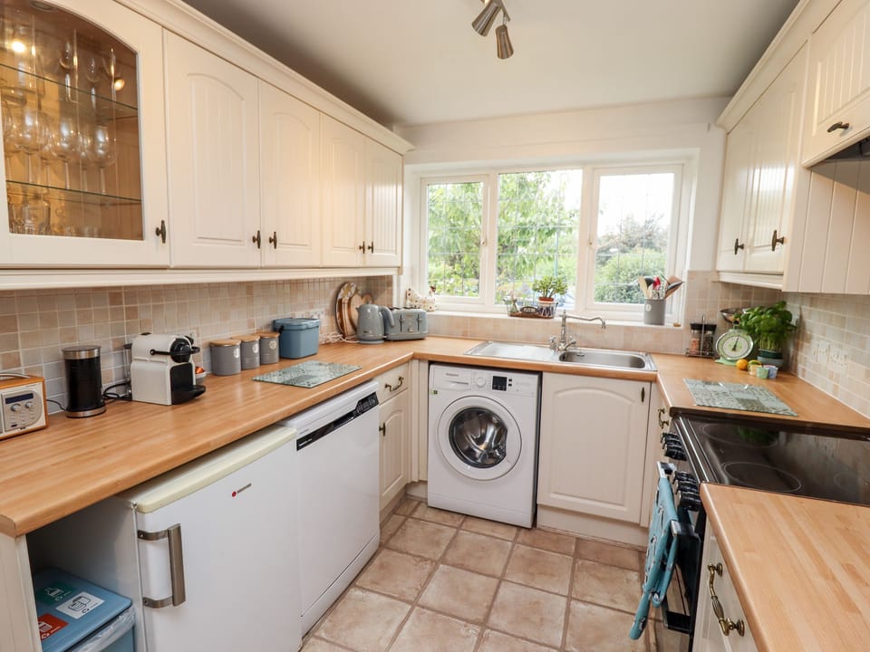 Fridge, dishwasher, electric kettle, toaster