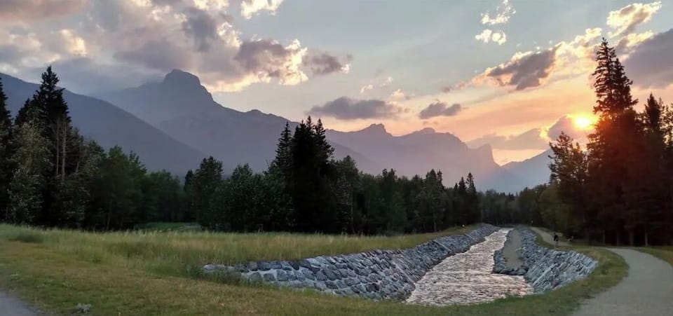 Near sunset at Pigeon Creek located just north of Copperstone Resort.