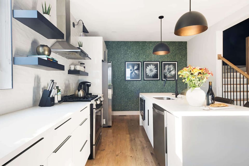 Well-Equipped Kitchen Perfect for Home-Cooked Meals