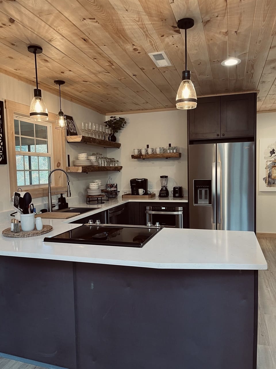 Comfortably cook breakfast, lunch and dinner in our sleek and well appointed kitchen.
