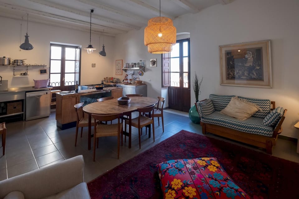 3 bedrooms, iron/ironing board, WiFi