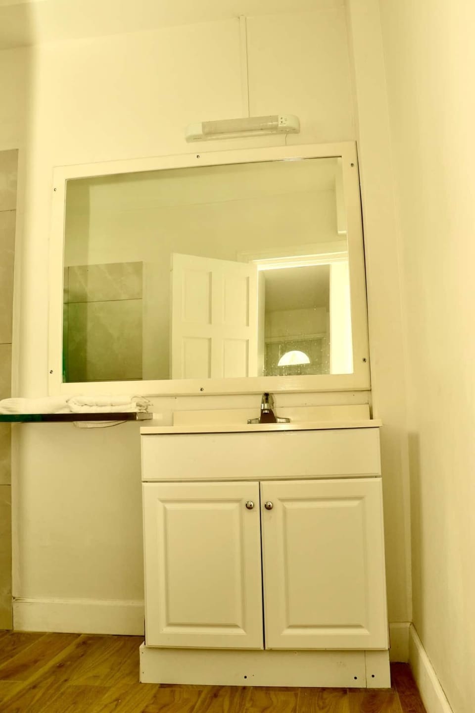 VBE3 - Bathroom Vanity