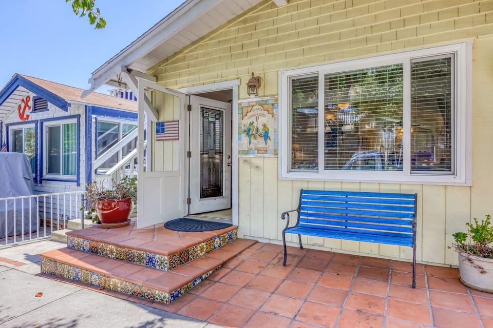 346S - Outdoor Front