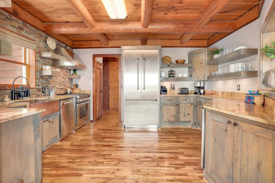 Fully stocked kitchen