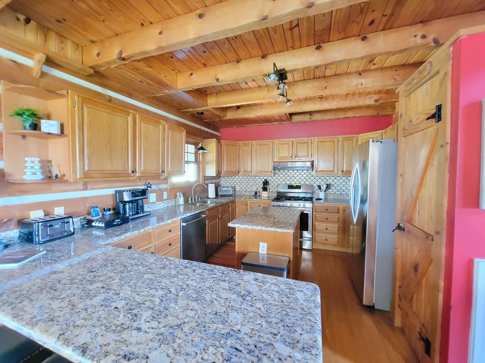 Fully equipped kitchen