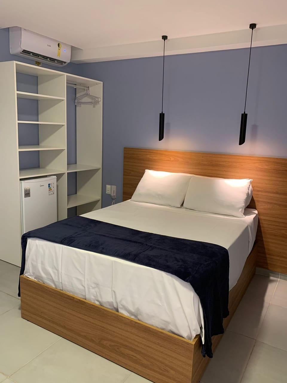 Basic Room | Desk, laptop workspace, free WiFi, bed sheets