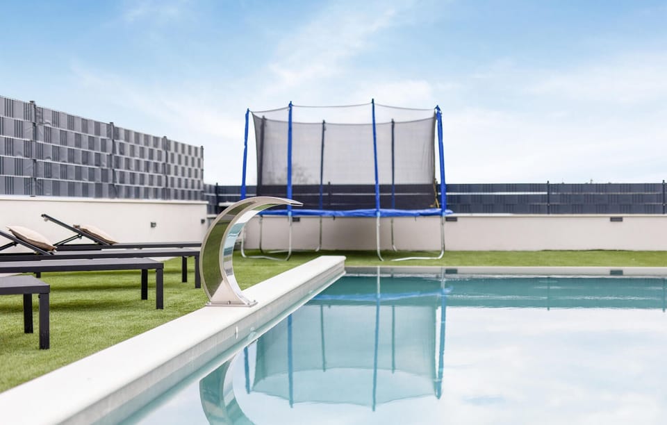 pool
