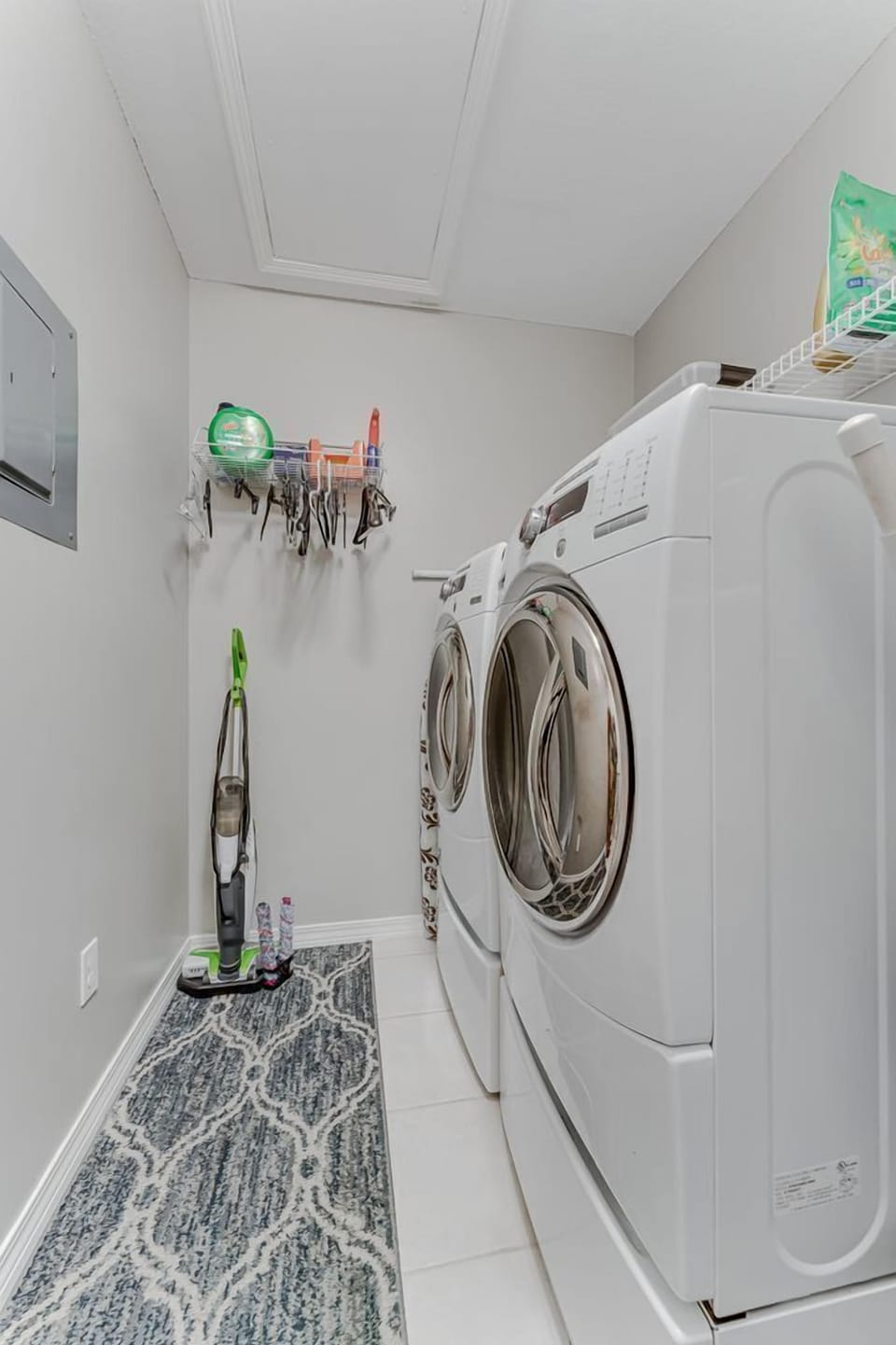 Full Size Washer and Dryer