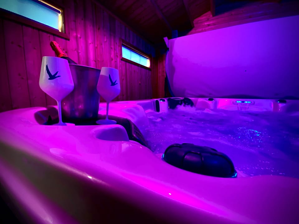 Anchor Hot tub Suite in Lytham St Annes Apartment in Lytham St Annes