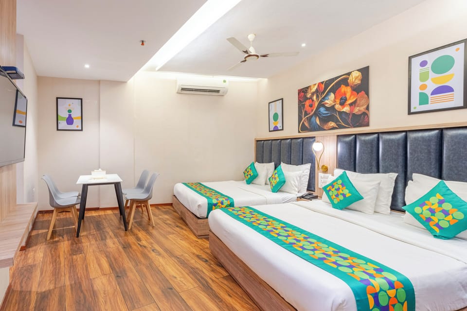 Deluxe Double Room | Desk, iron/ironing board