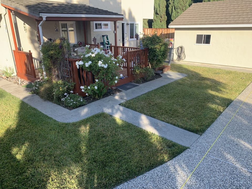 Large backyard for relaxing