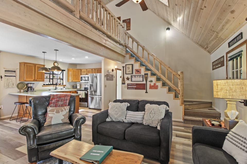 Tranquil Pines Cabin | 2BR | 2BA | 1Loft |1,392 Sq Ft | 2 Steps Req'd to Access
