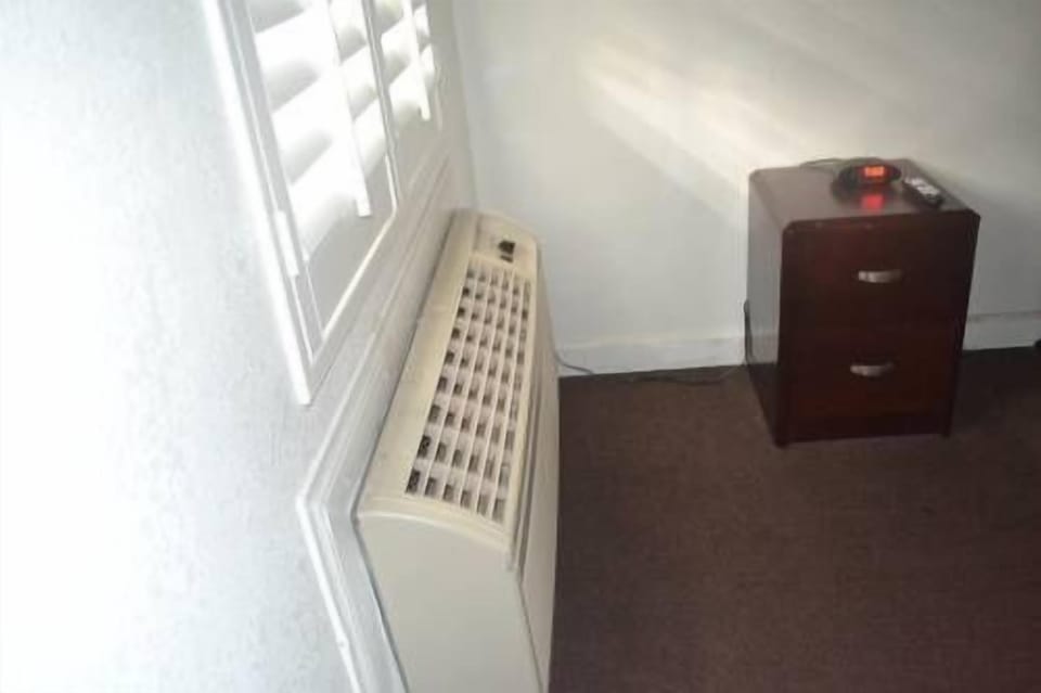 Iron/ironing board, free WiFi