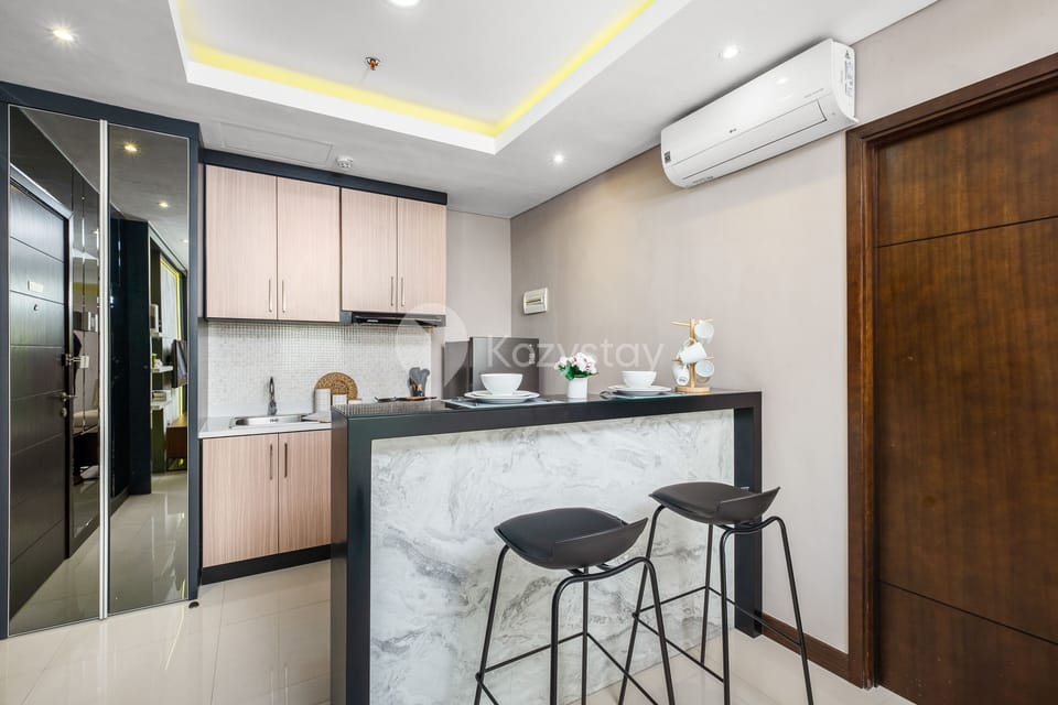 Apartment, 1 Bedroom | Dining room