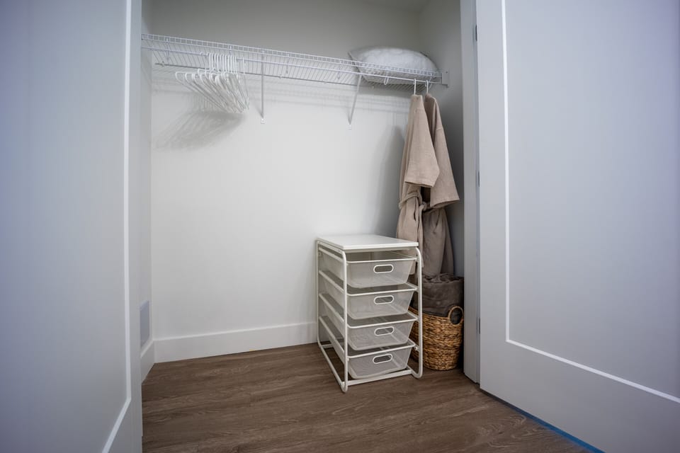 Cotton bathrobe, extra blanket, hangers