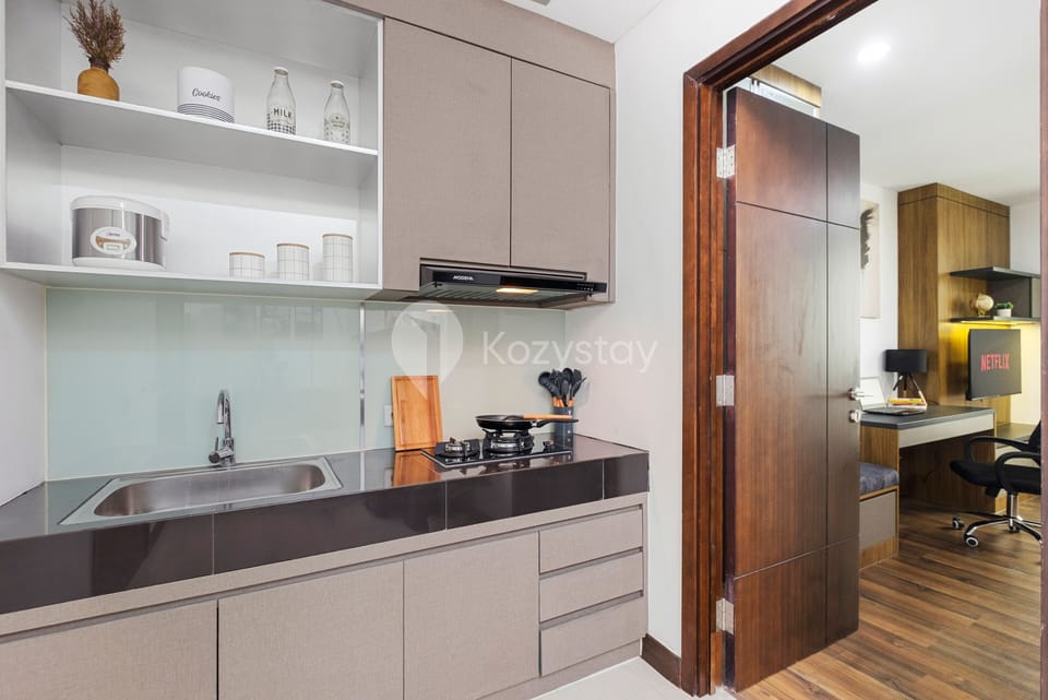 Apartment, 1 Bedroom | Private kitchen | Fridge, dining tables