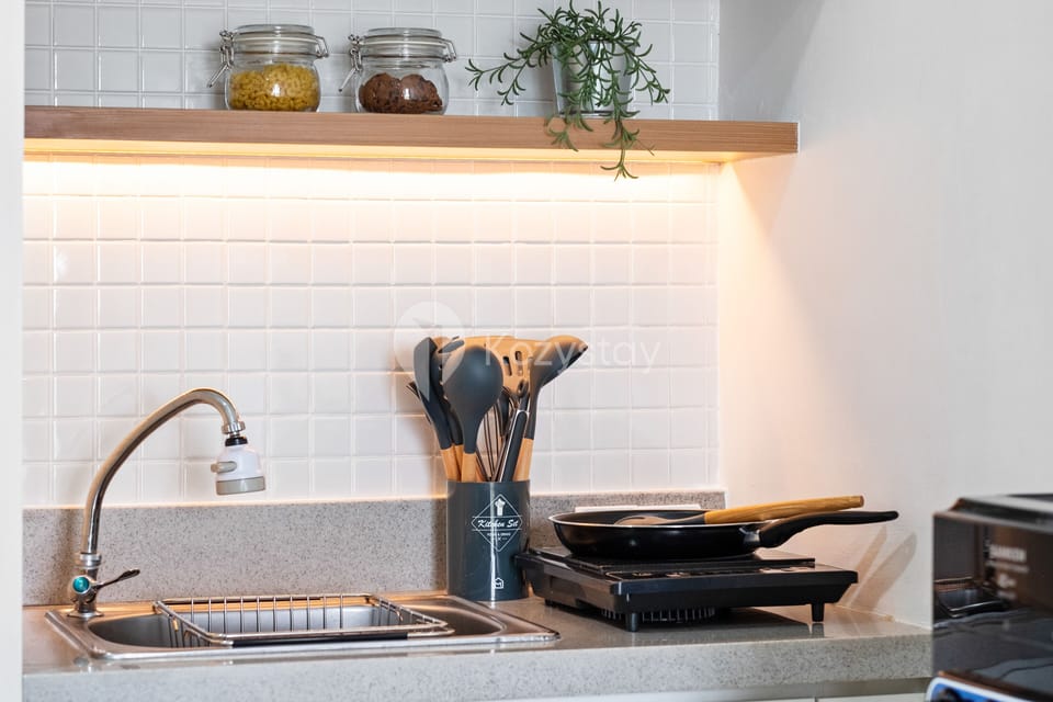 Apartment, 2 Bedrooms | Private kitchen