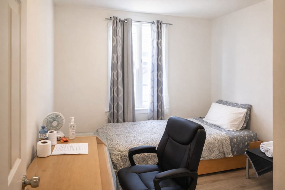 Comfort Single Room | WiFi (free)