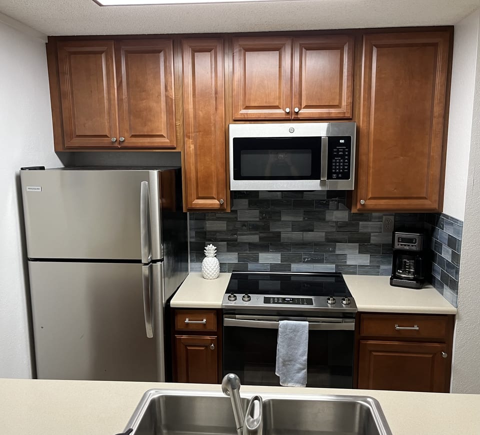 Fully equipped kitchen