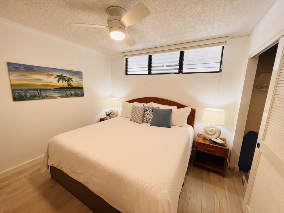 King size bed