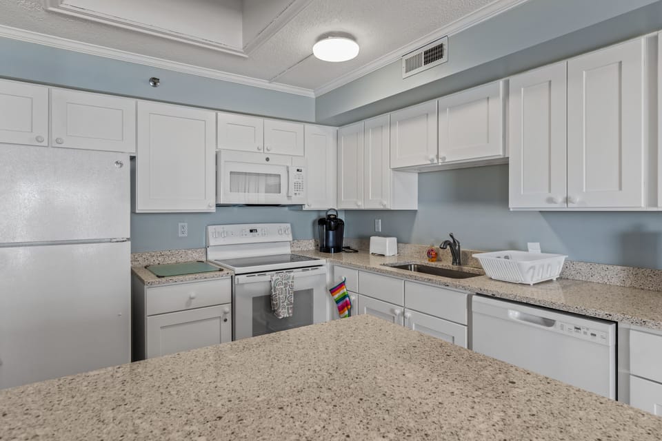 Kitchen (2)