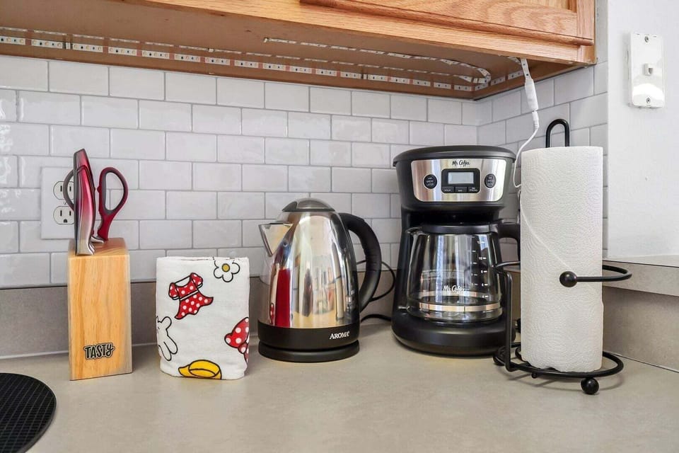 With all the appliances you may need to prepare your meals for the day!