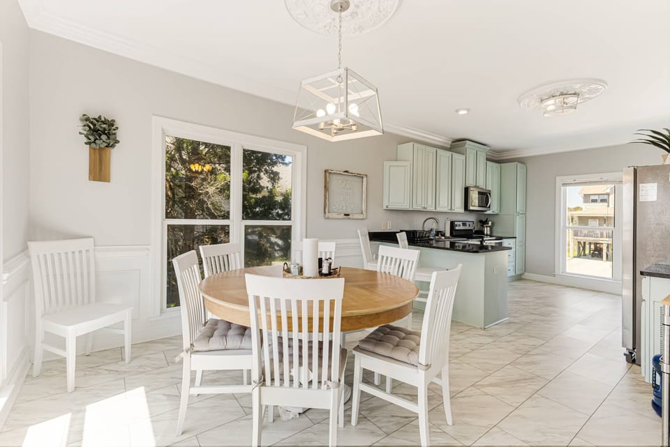 The dining area open to the kitchen makes service much easier.