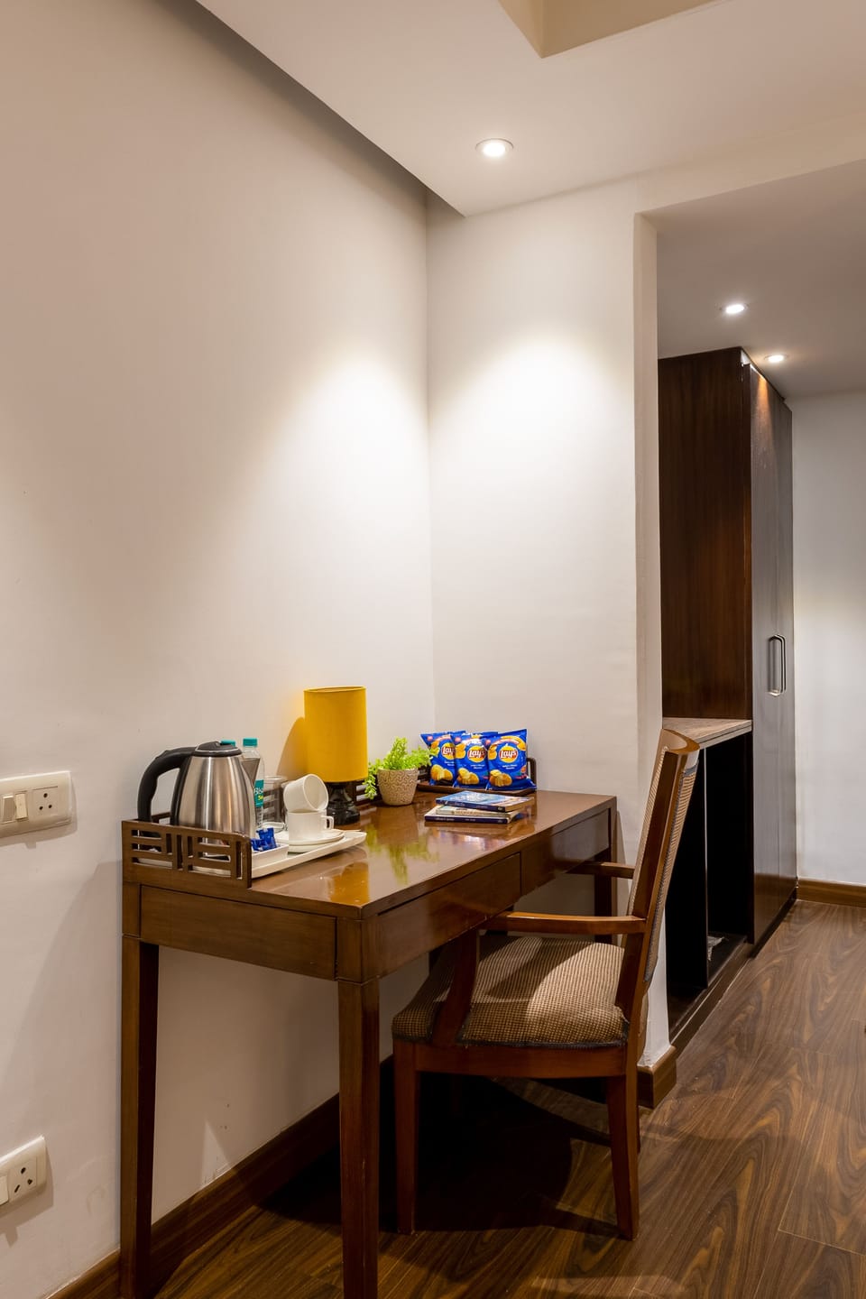 Suite Room | Egyptian cotton sheets, premium bedding, memory foam beds, minibar