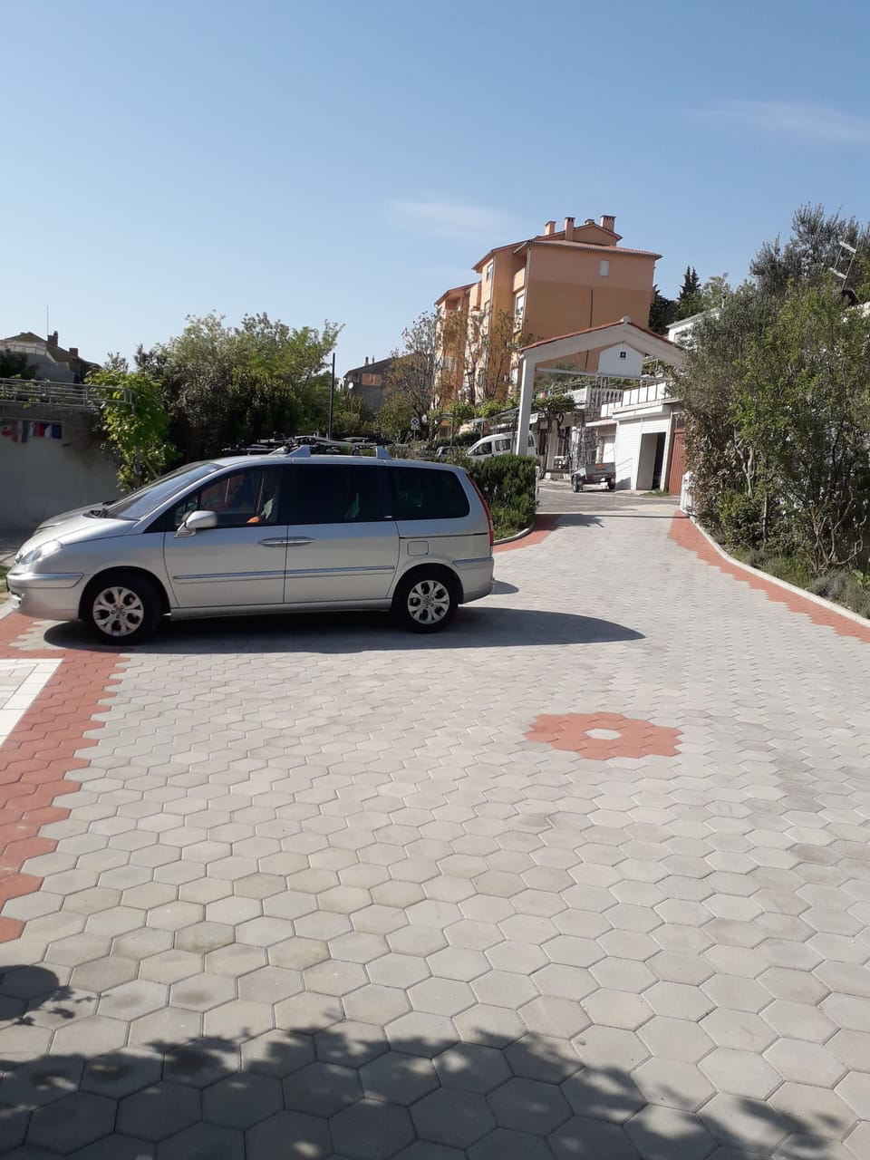 House, 3 Bedrooms, Accessible, Smoking | Parking | Free self parking