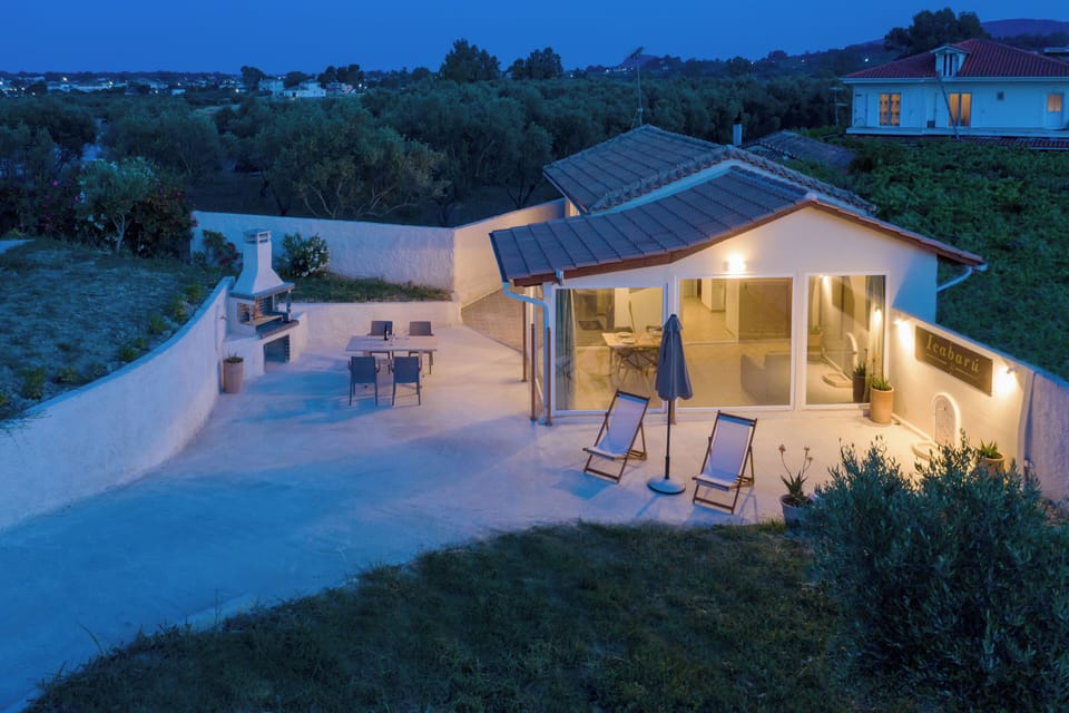 House, 1 Bedroom, Smoking, Patio | Outdoor dining