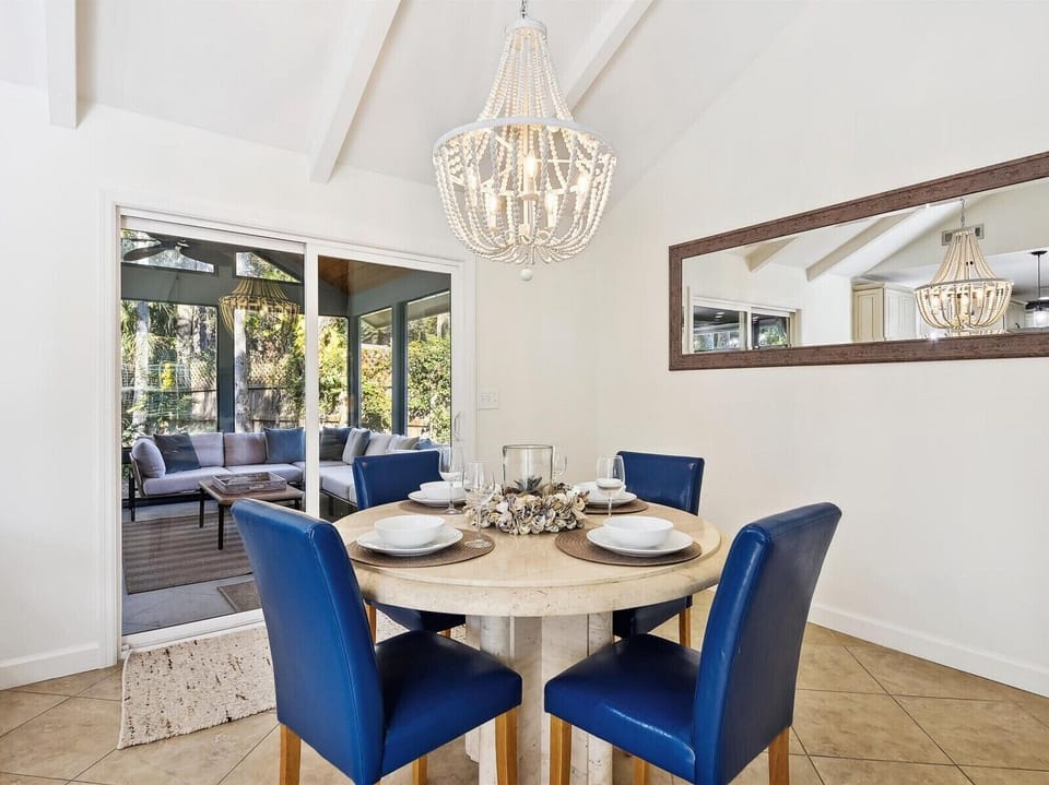 Dining Table with Seating for Four at 15 Mallard Road
