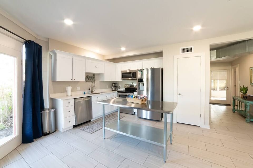 Kitchen with everything you need