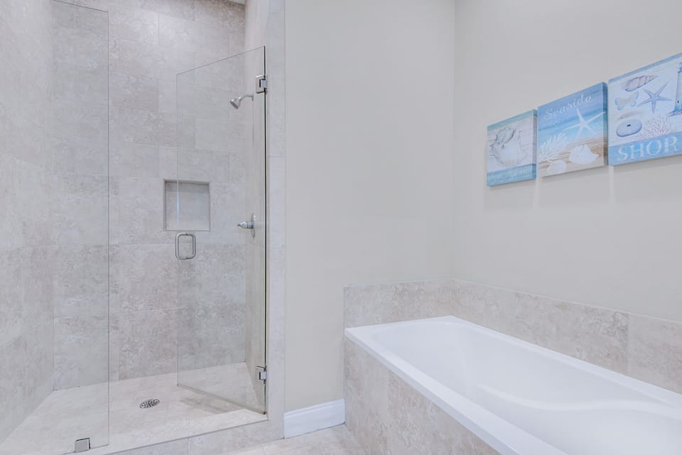 Walk-in shower and garden tub