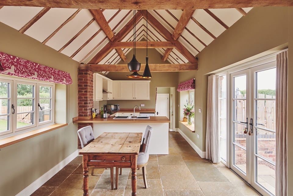 The kitchen/dining room at The Dairy Barn, Worcestershire