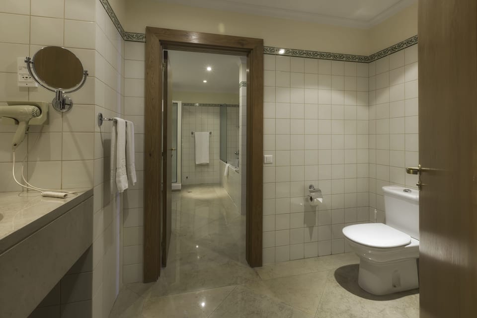 Suite | Minibar, in-room safe, internet (free)