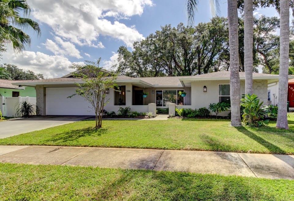 Welcome to 106 Nestlebranch Dr. Safety Harbor, FL. 34695! 