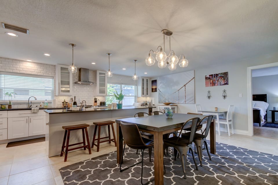 Dining Area (9.4' x 19') is Supplemented by a 12' Breakfast Bar with Stools!