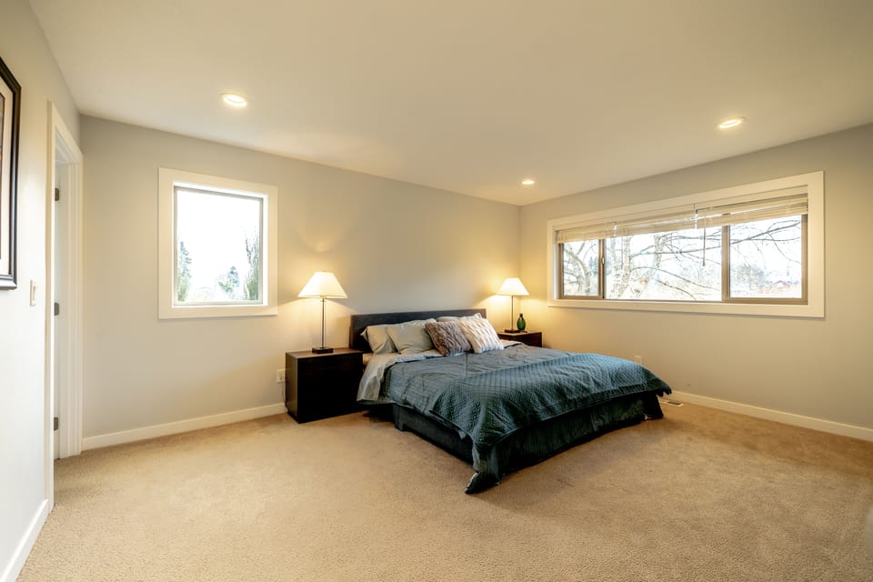 Master Bed Main floor