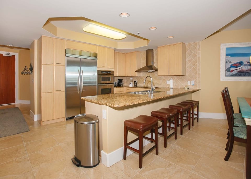 Spacious kitchen