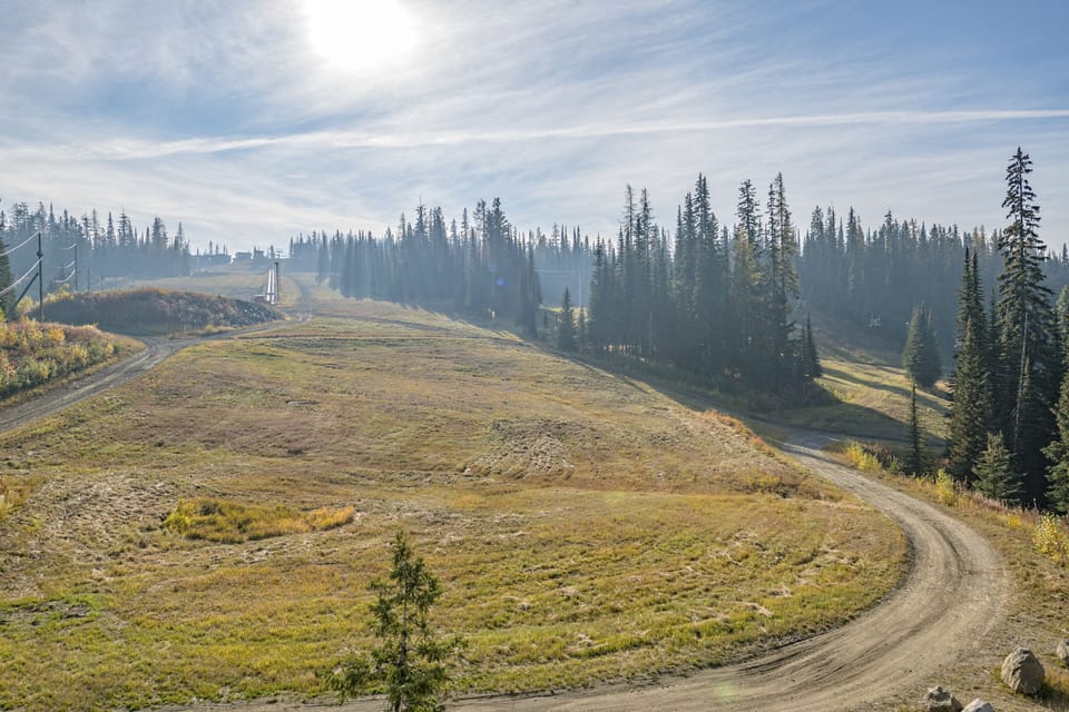 Skiway to Silver Queen Chairlift 